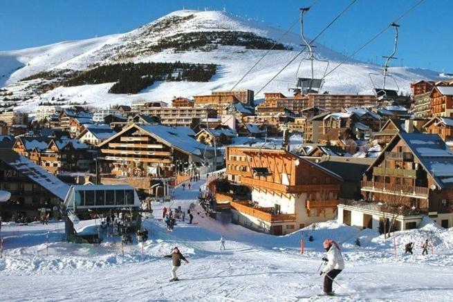 Studio Au Pied Des Montagnes Ле-Бур-д'Уазан Екстер'єр фото